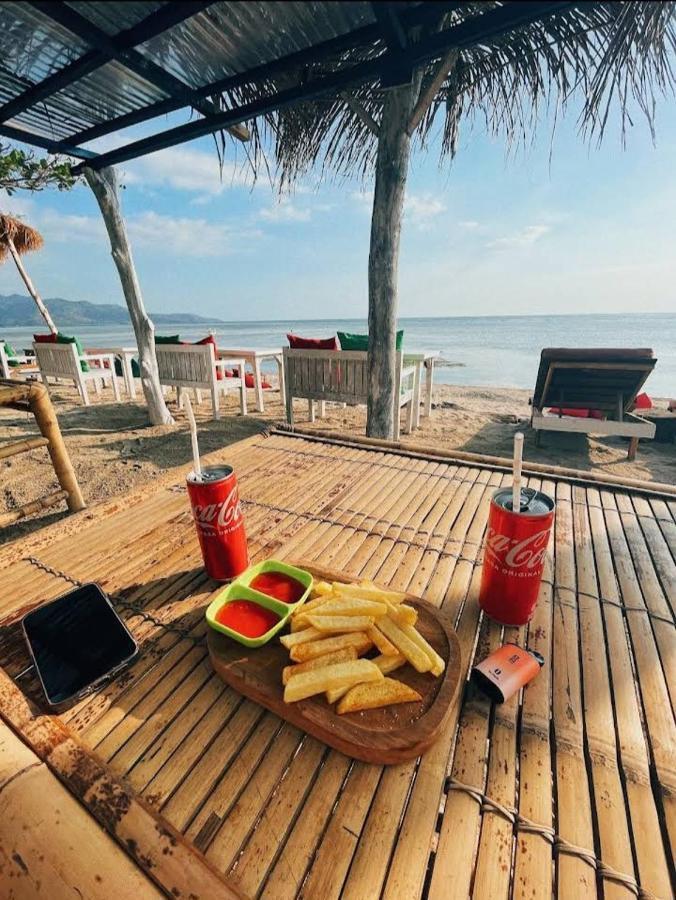Why Not Bar And Bungalows #2 Pemenang Екстер'єр фото