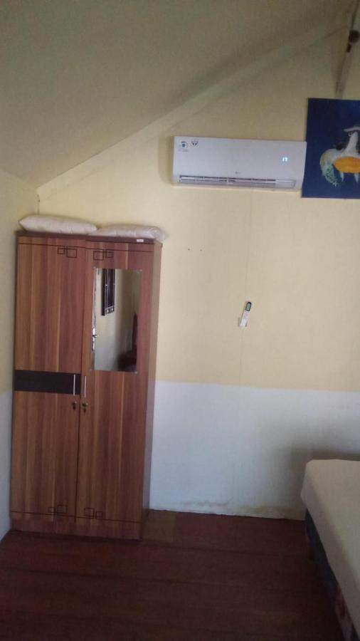 Why Not Bar And Bungalows #2 Pemenang Екстер'єр фото