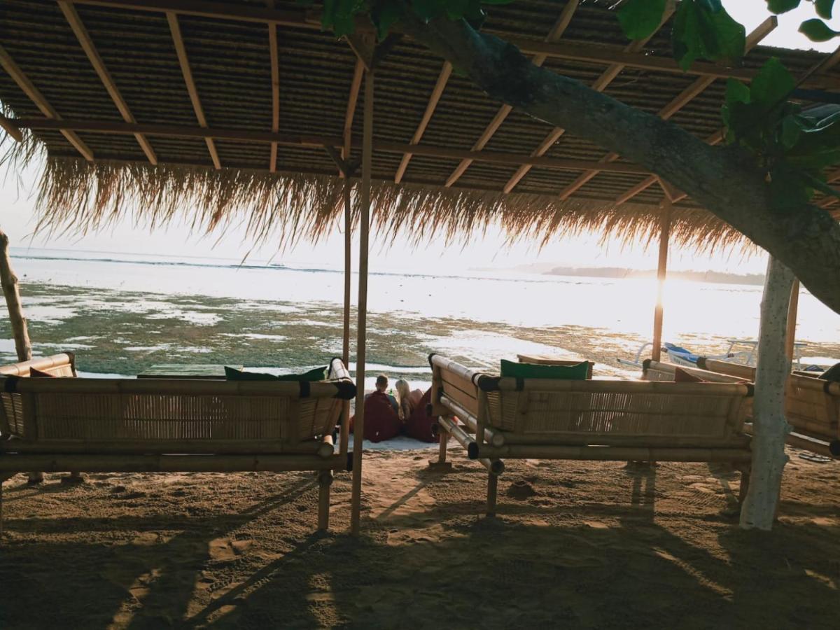 Why Not Bar And Bungalows #2 Pemenang Екстер'єр фото